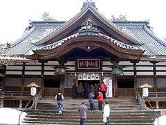 尾山神社の本堂